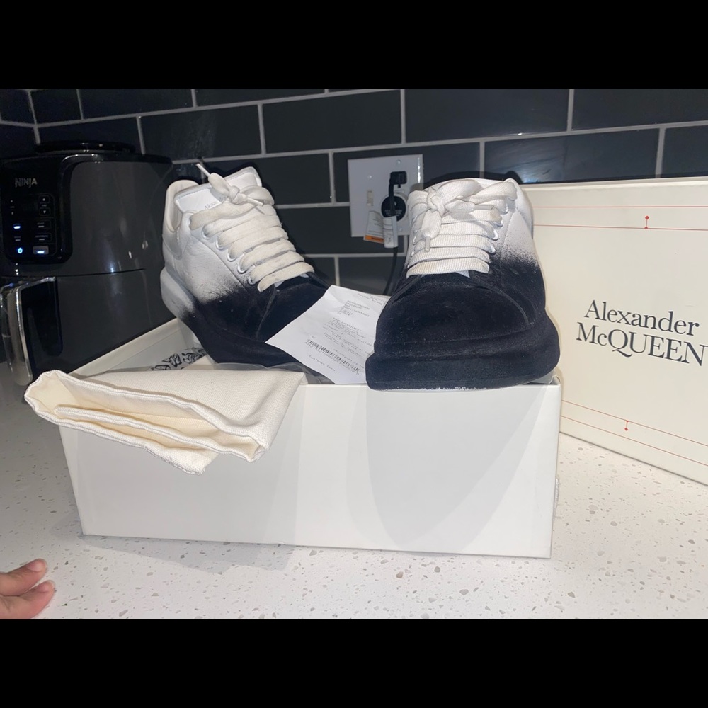 Alexander McQueen Spray Suede EU:45 M 12